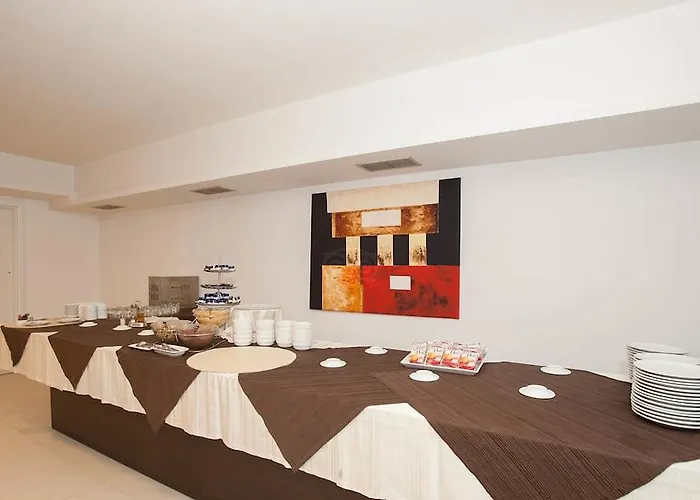 Hotel Ways Garden & Leisure Roma