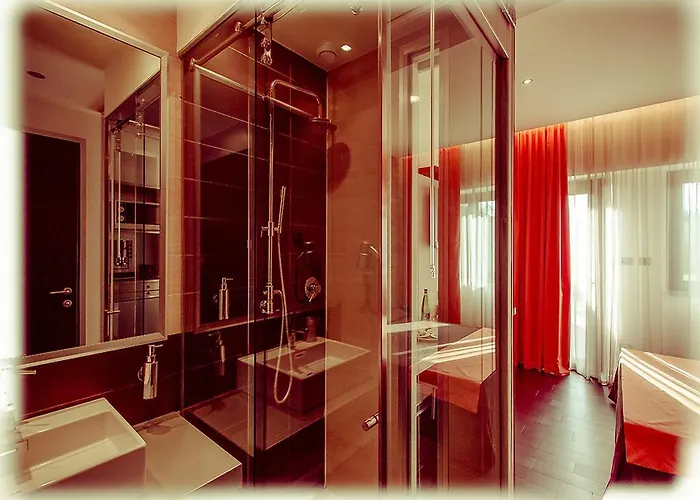 Hotel Ways Garden & Leisure