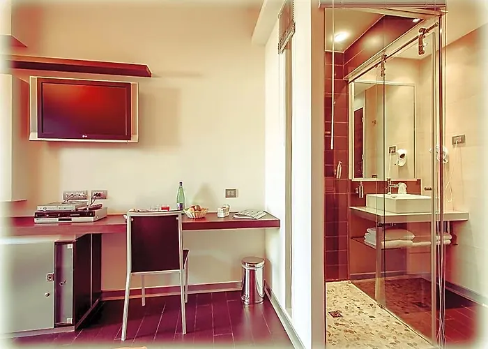 Ways Garden & Leisure 4* Roma