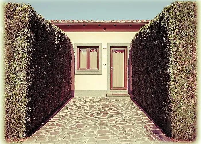 Ways Garden & Leisure 4*