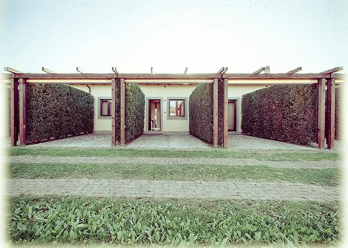Ways Garden & Leisure Hotel 4*