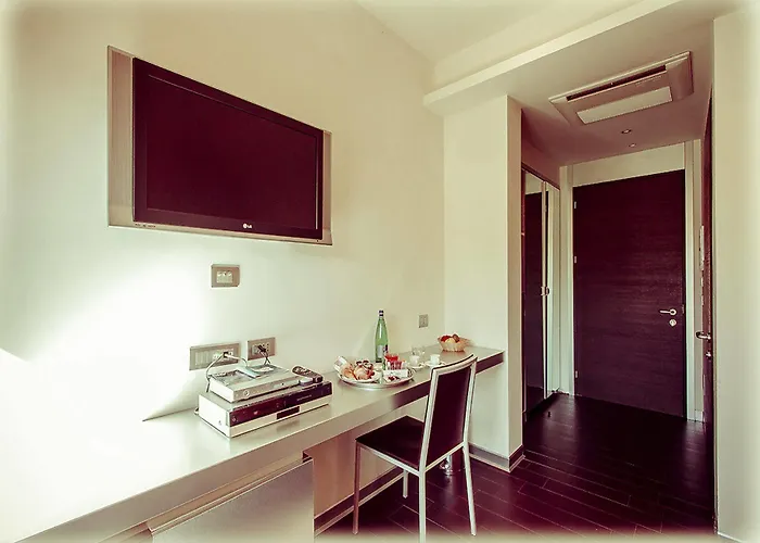 Ways Garden & Leisure 4*
